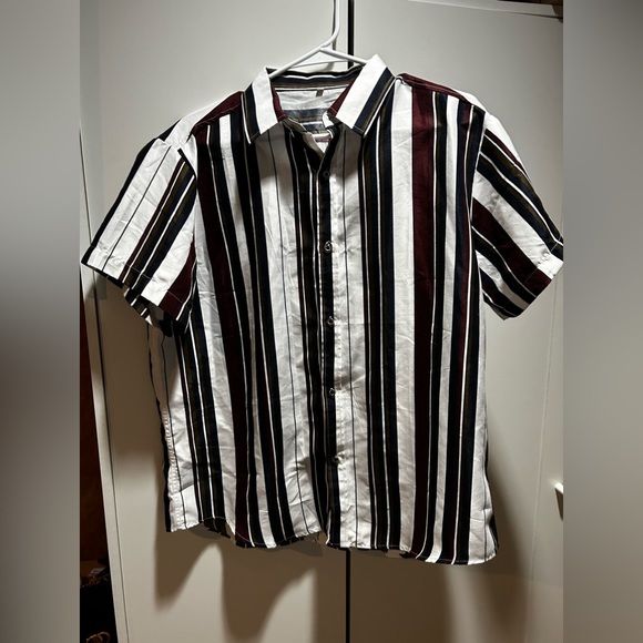 Striped men’s top - Picture 1 of 2